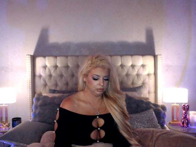 GwenTaylor webcam