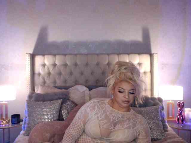 GwenTaylor webcam