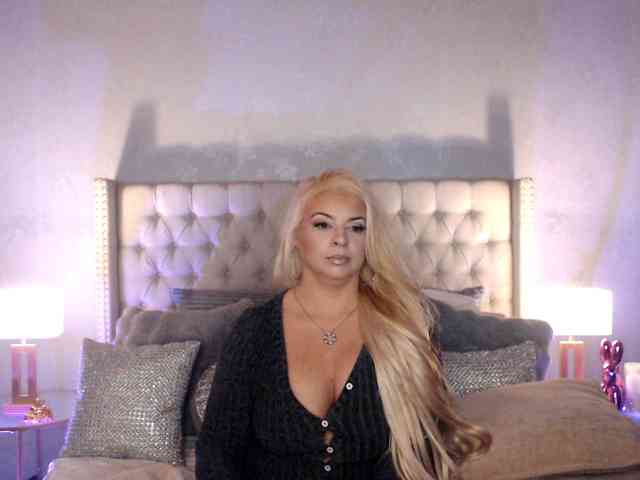 GwenTaylor webcam