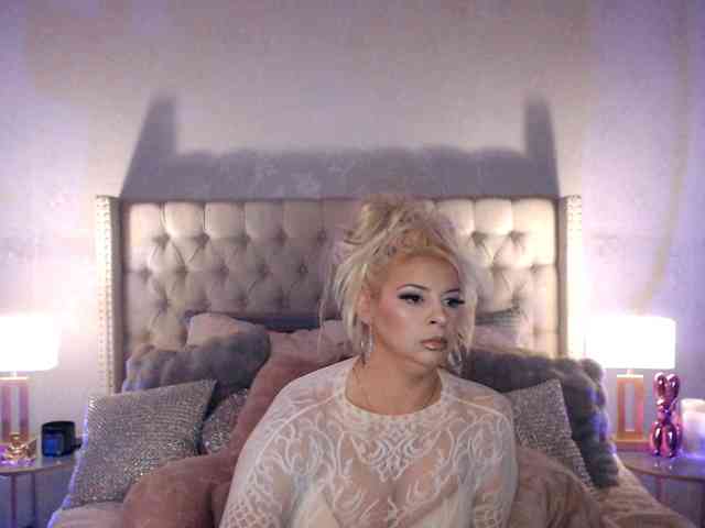 GwenTaylor webcam