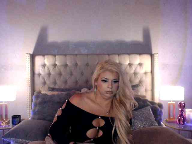 GwenTaylor webcam