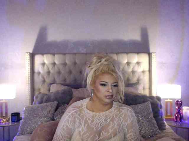 GwenTaylor webcam