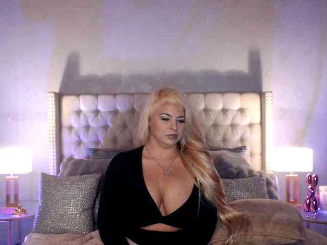 GwenTaylor webcam