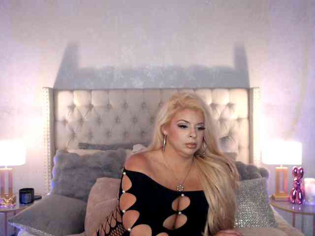 GwenTaylor webcam
