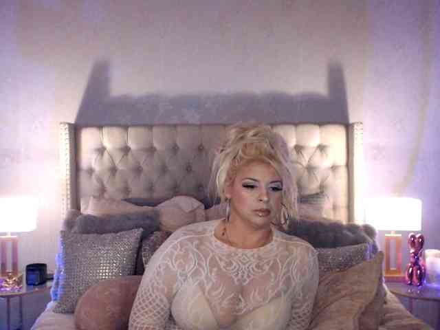 GwenTaylor webcam