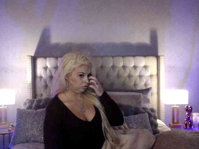 GwenTaylor webcam