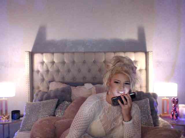 GwenTaylor webcam