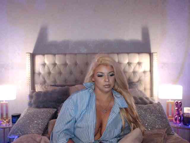 GwenTaylor webcam