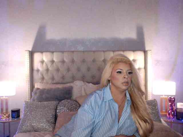 GwenTaylor webcam