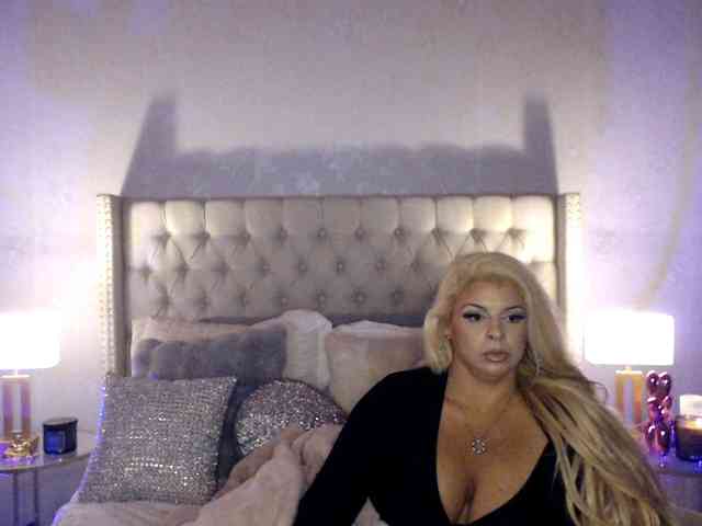 GwenTaylor webcam