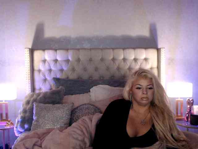 GwenTaylor webcam