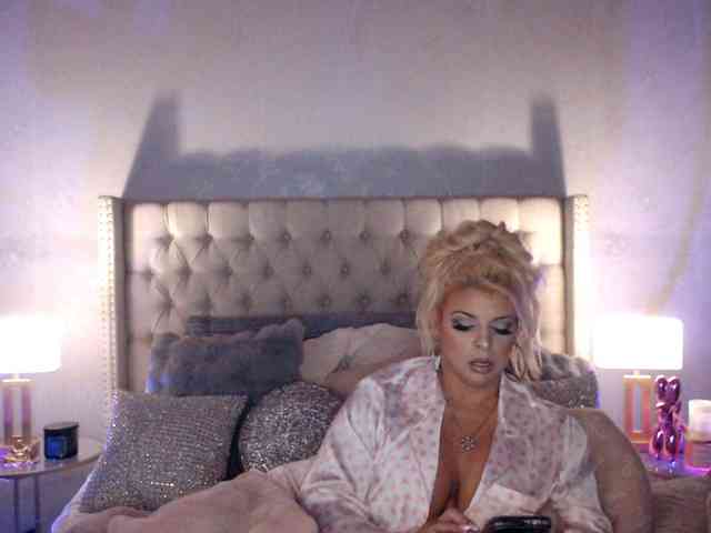 GwenTaylor webcam