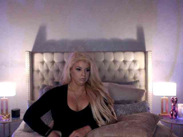 GwenTaylor webcam