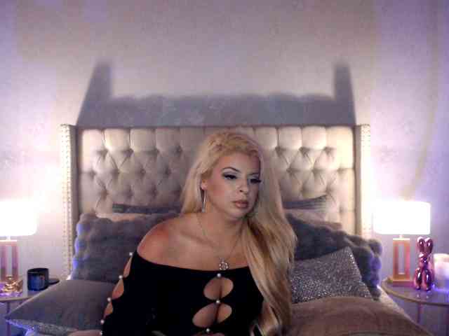 GwenTaylor webcam
