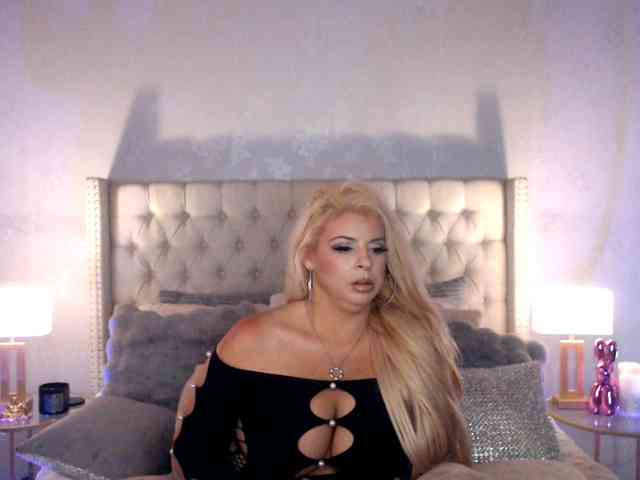 GwenTaylor webcam