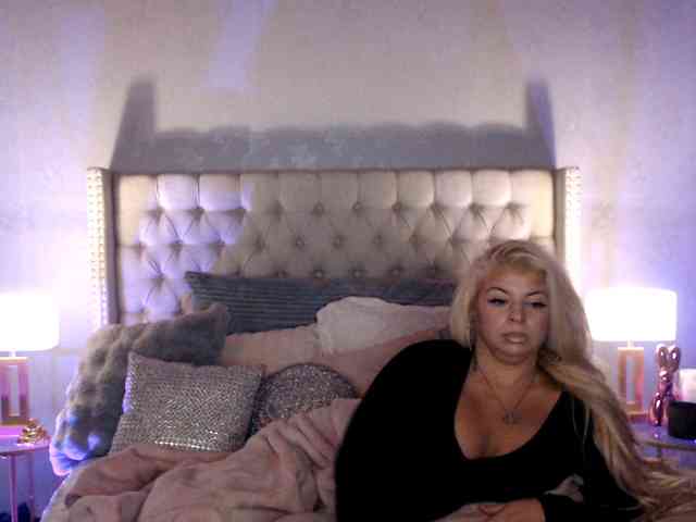GwenTaylor webcam