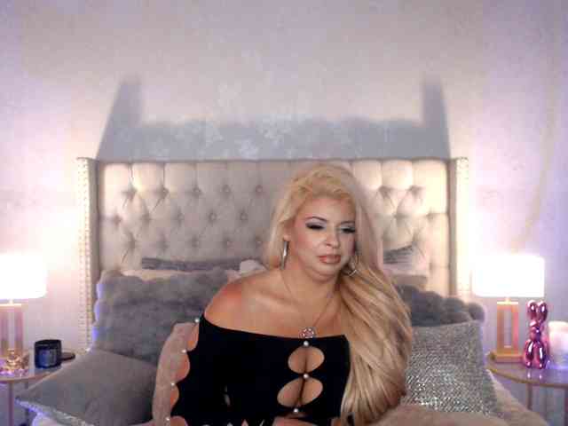 GwenTaylor webcam