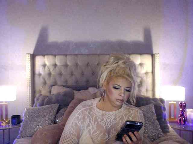 GwenTaylor webcam