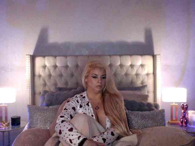 xtinastar Live Webcam on BongaCams