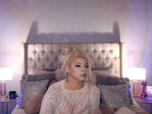 GwenTaylor webcam