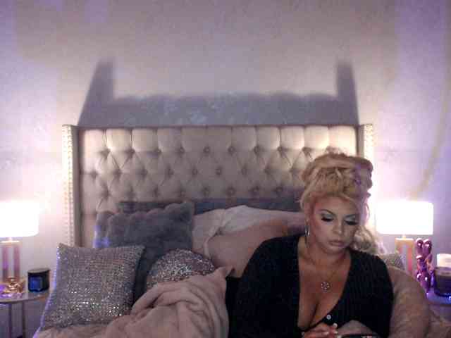 GwenTaylor webcam
