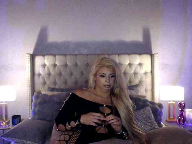 GwenTaylor webcam