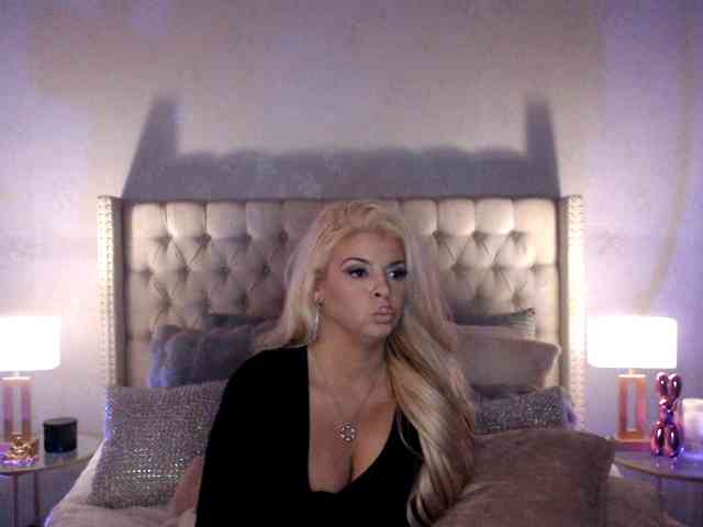 GwenTaylor webcam