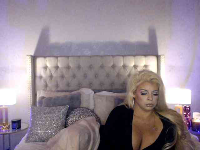 GwenTaylor webcam