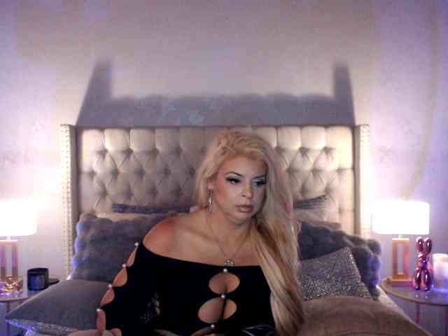 GwenTaylor webcam