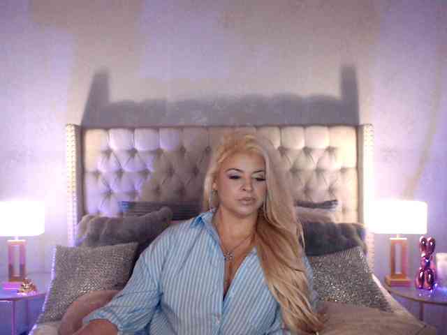 GwenTaylor webcam