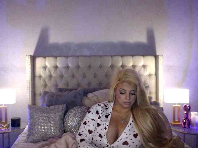GwenTaylor webcam