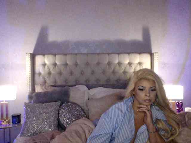 GwenTaylor webcam