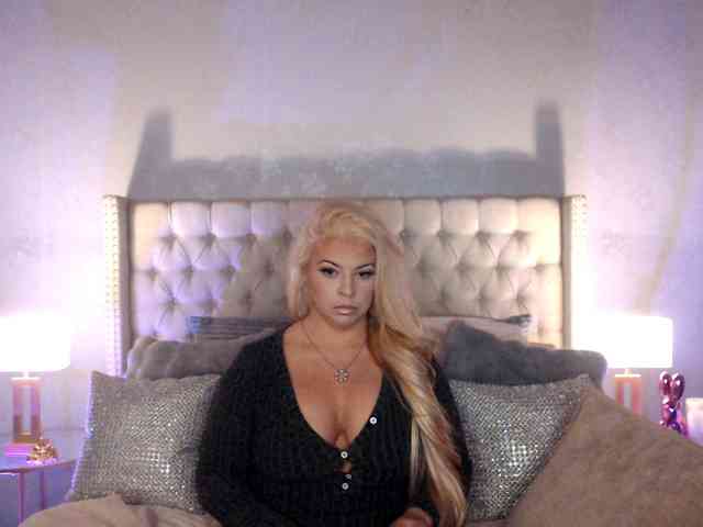 GwenTaylor webcam
