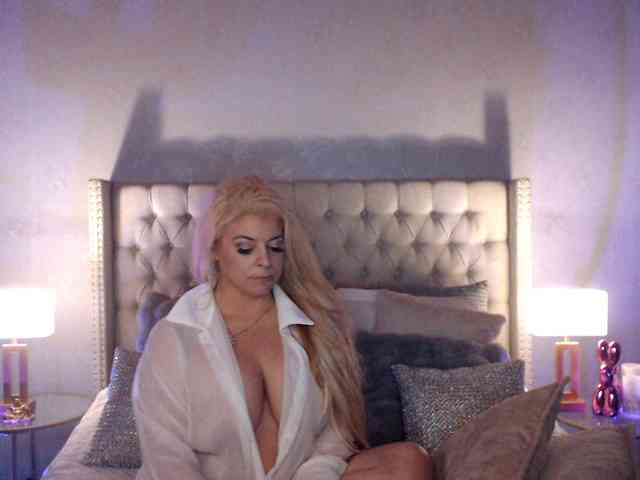 GwenTaylor webcam