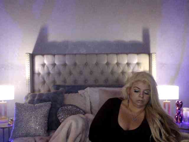 GwenTaylor webcam
