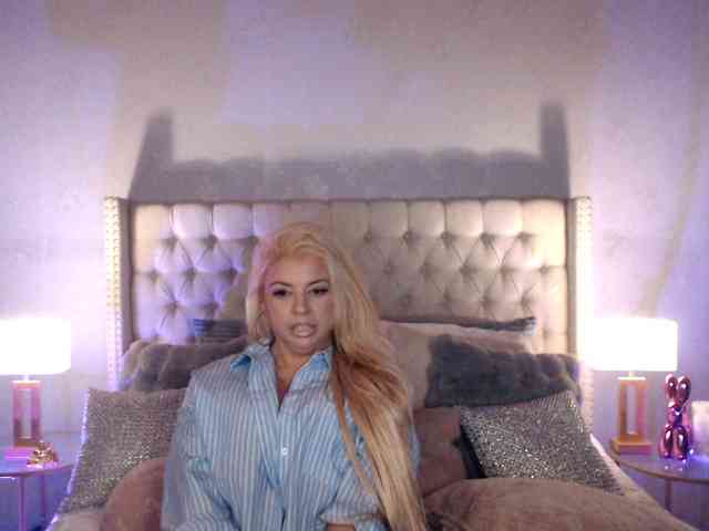 GwenTaylor webcam