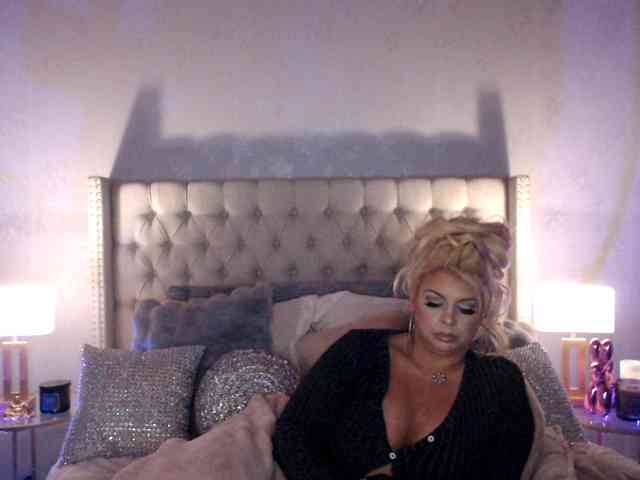 GwenTaylor webcam
