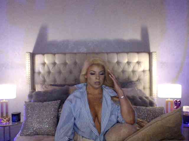 GwenTaylor webcam