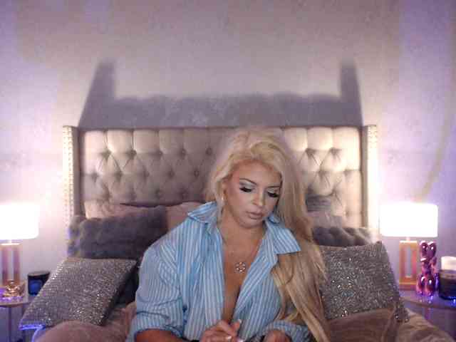 GwenTaylor webcam