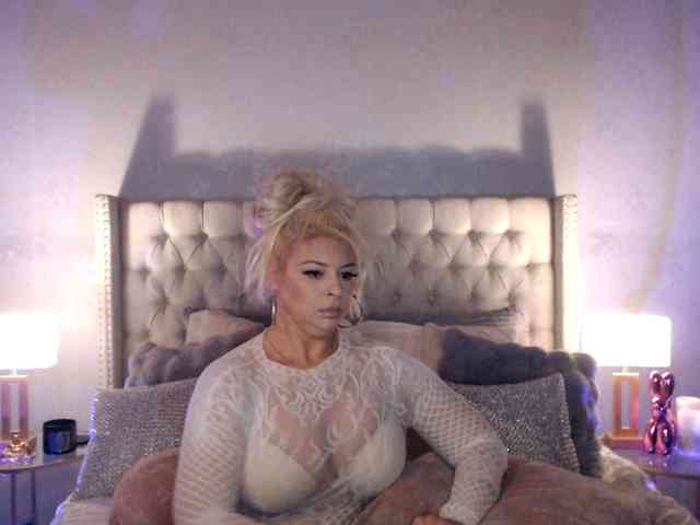 GwenTaylor webcam