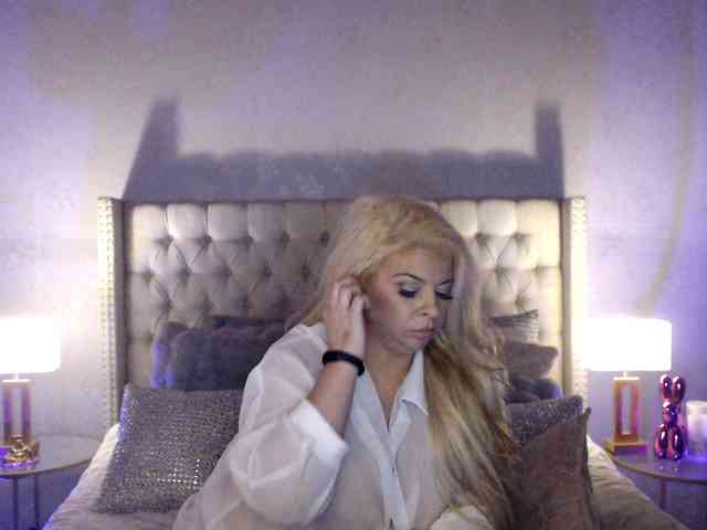 GwenTaylor webcam