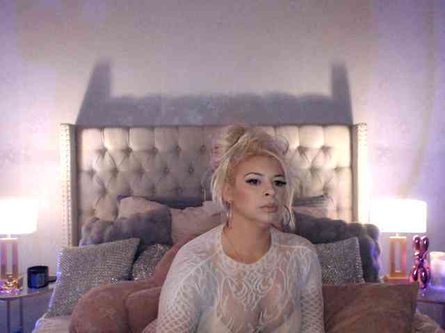 GwenTaylor webcam