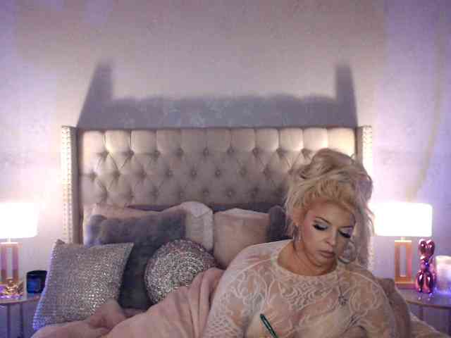 GwenTaylor webcam