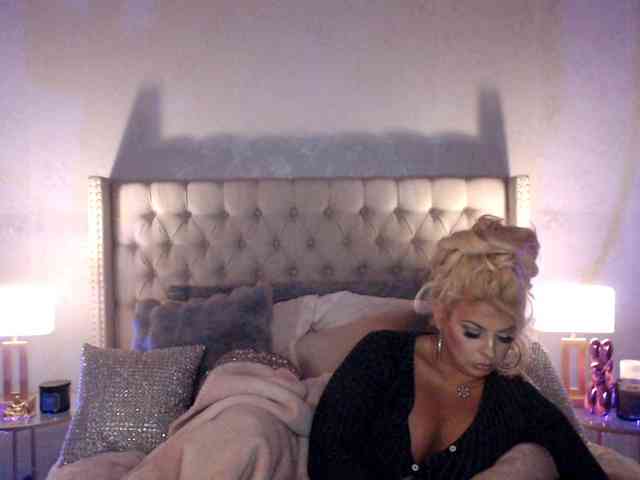GwenTaylor webcam