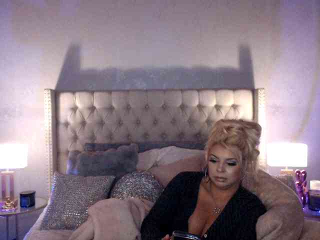 GwenTaylor webcam