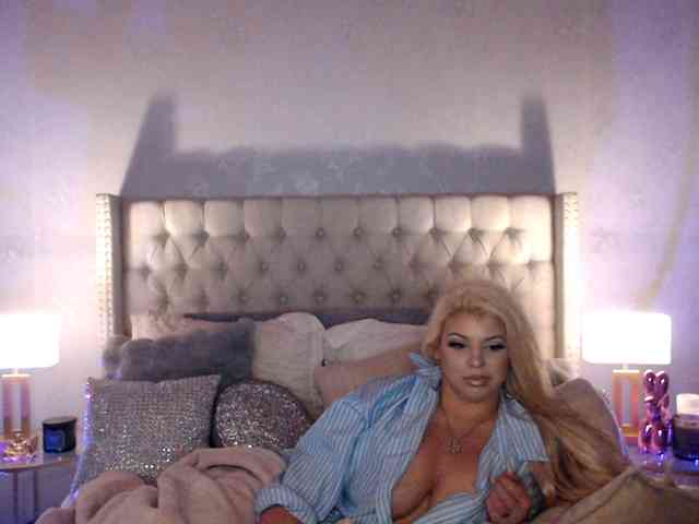 GwenTaylor webcam