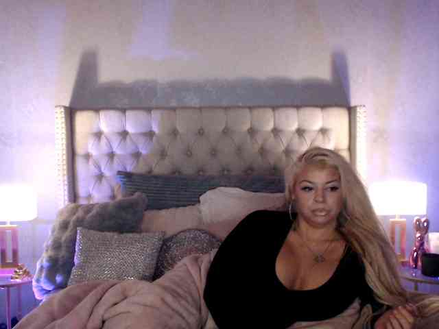GwenTaylor webcam