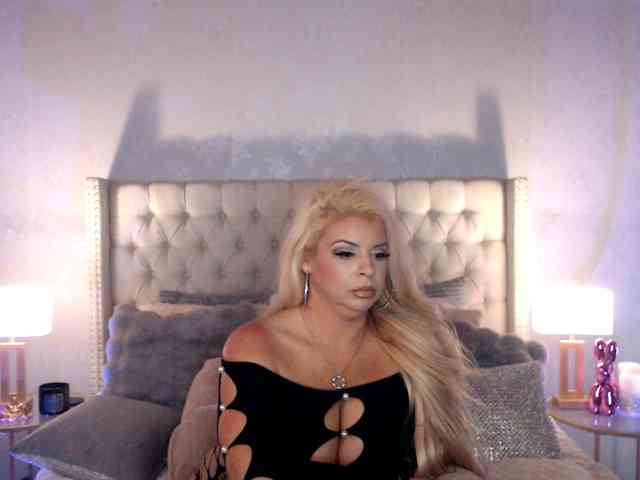 GwenTaylor webcam
