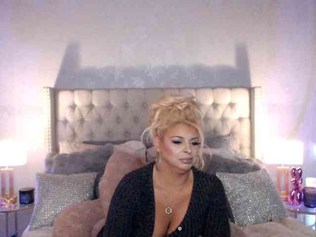 GwenTaylor webcam