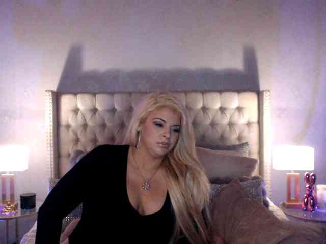 GwenTaylor webcam